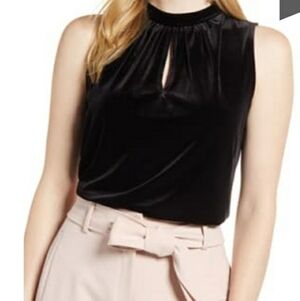 Halogen Keyhole Velvet Tank SZ Med
